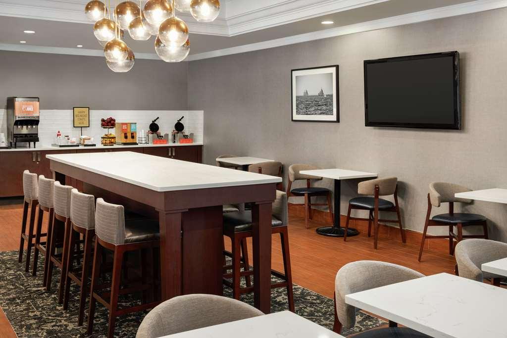 Hampton Inn By Hilton Boston/Cambridge Restaurace fotografie